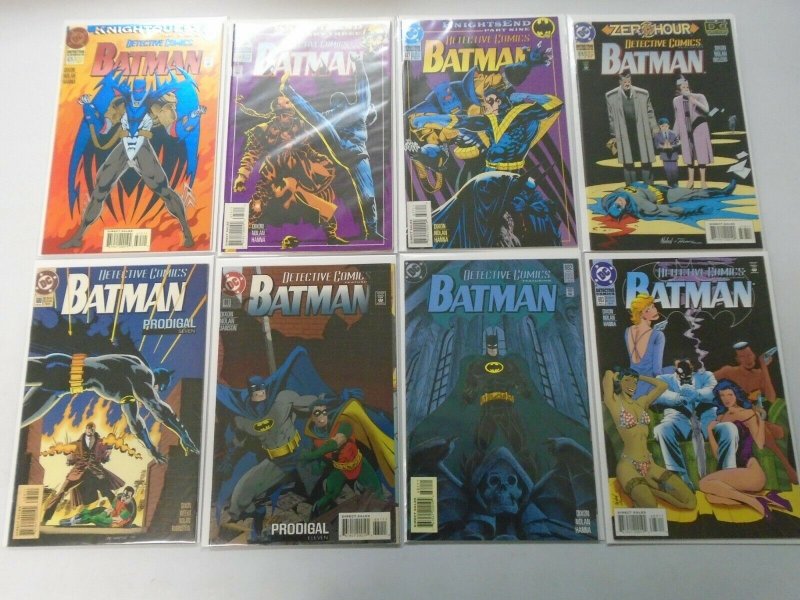 Detective Comics lot 28 different from #650-692 8.0 VF (1992-95)