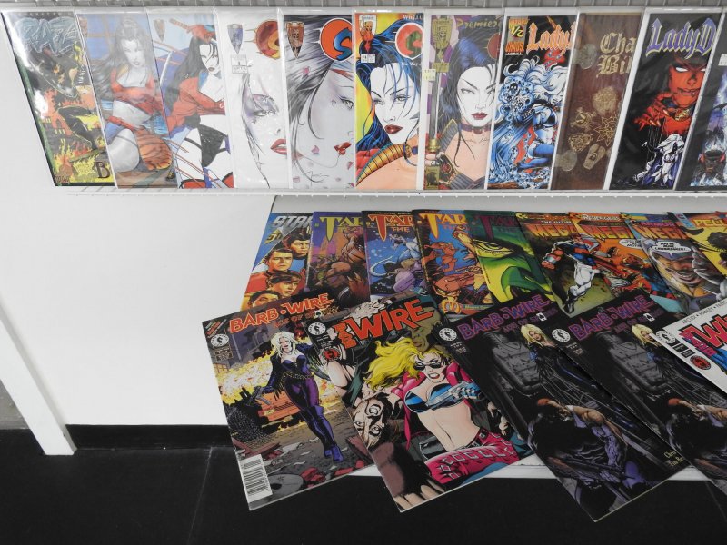 Huge Lot 150+ Comics W/ Vampirella, Dawn, Avengelyne, Razor+ Avg VF+ Condition!!