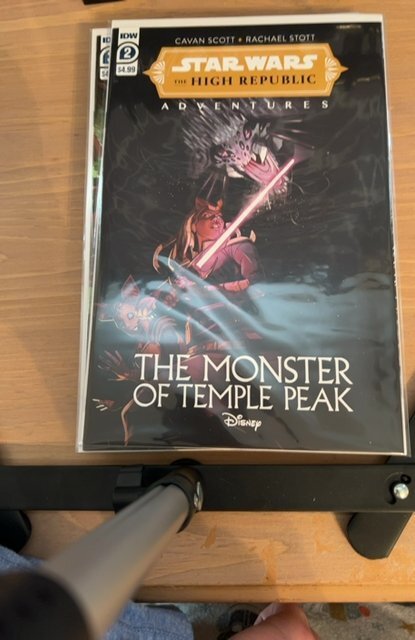 Lot of 16 Comics (See Description) Star Wars, Stranger Things Six