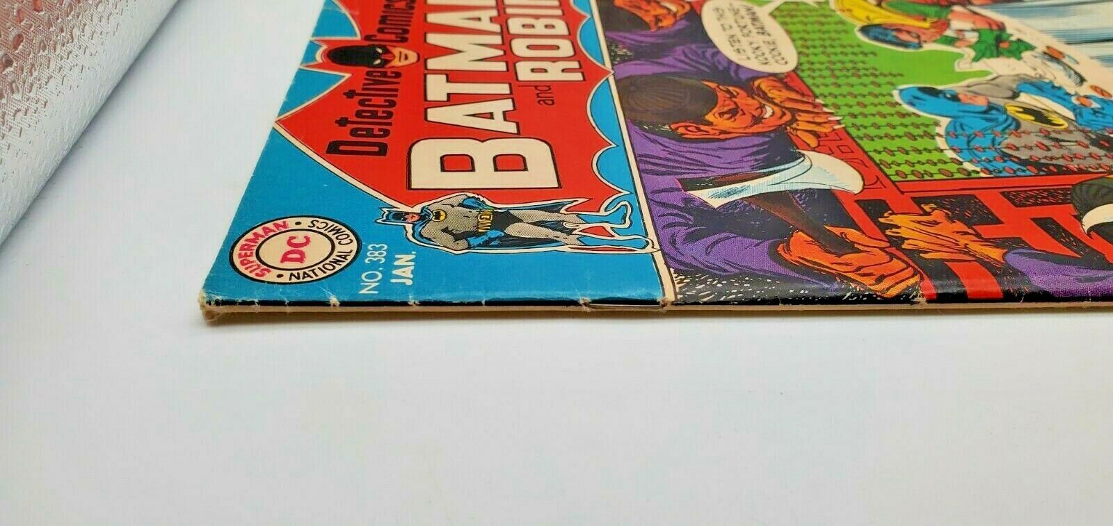 Detective Comics #383 BATMAN and ROBIN Chinese Restaurant 1969 VF-/VF