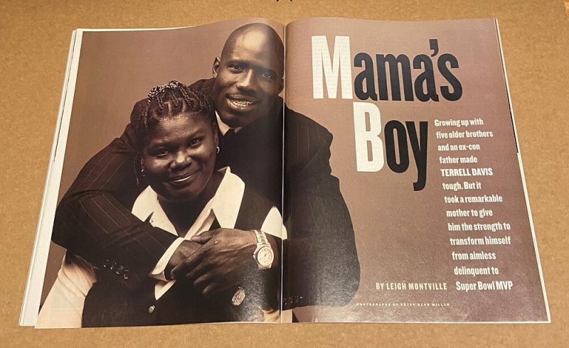 Sports Illustrated ( 8.0 VFN )  Terrell Davis  /  September 1998