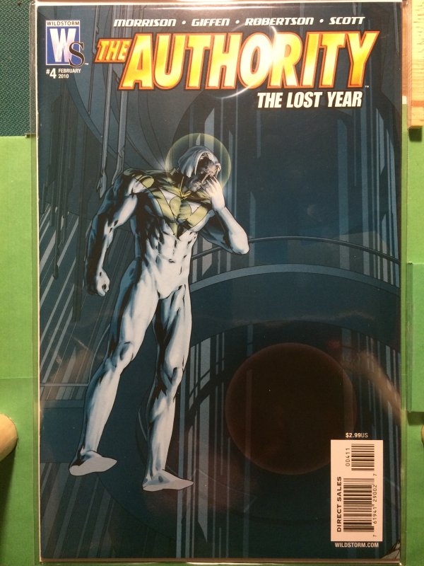 The Authority: The Lost Year #4