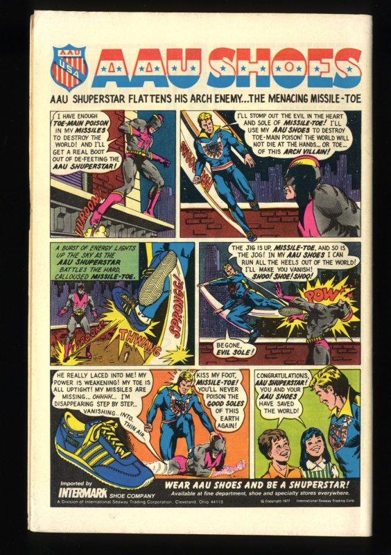 DC Super-Stars #17 FN+ 6.5 1st Huntress (Helena Wayne)