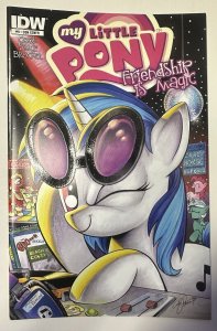 (2013) MY LITTLE PONY FRIENDSHIP IS MAGIC #9 SDCC GLITTER VARIANT COVER!