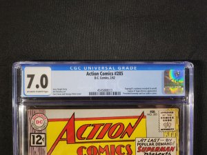 Action Comics #285 - Supergirl Revealed to World / KEY (CGC 7.0) 1962