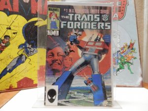 The Transformers #1 (1984)(4.0)(2nd Print)(Key: 1st app. Autobots & Decepticons)