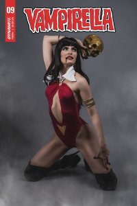 Vampirella #9 Cvr E Teena Titan Cosplay Variant (Dynamite, 2020) NM