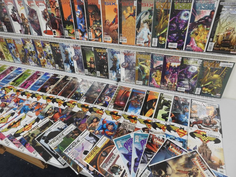 Huge Lot 170 Comics W/ The Ultimates, Ultimate X-Men, Ultimate War, +More Avg VF