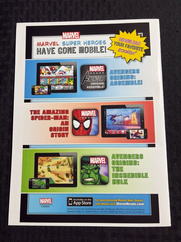 2013 MARVEL SUPER HEROES Magazine #8 VF 8.0 Thor & Iron Man