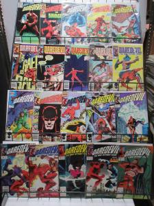 Daredevil (Marvel 1983-95) #193-344 Lot of 45Diff Reader's Library Grace Falling