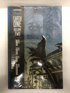 Batman Earth One Vol # 2 (2012) HC Johns•Frank•Sibal•Anderson DC Comics