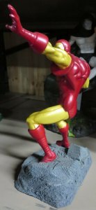 IRON MAN DIAMOND SELECT AVENGERS & ADVERSARIES STATUE by Tony Cipriano NO BOX