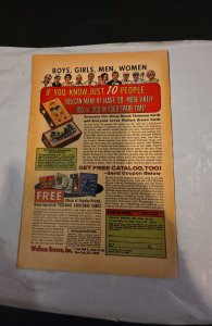 Strange Tales #137 (1965) the prize is earth/Dr strange light roll/foxxing