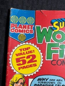 Vintage WORLD'S FINEST Planet Comics #125 VG+ 4.5 Wonder Woman AUS