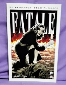 FATALE #5 and #9 2-Pack Sean Phillips Ed Brubaker (Image, 2012)