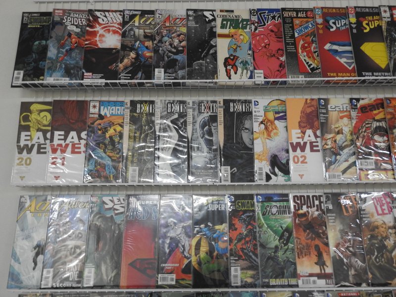 Huge Lot 120+ Comics W/ Daredevil, Superman, Spider-Man+ Avg VF Condition!!