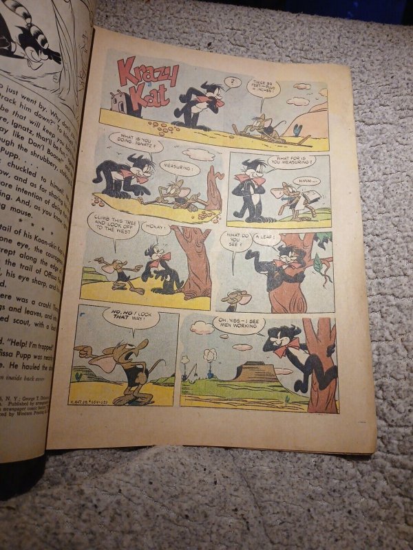 Krazy Kat Comics #454 Dell Comics 1953 Ignatz Mouse Koon Skin Kapers Offissa Pup