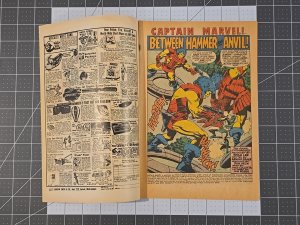 Marvel Comics Captain Marvel #9 January 1969 Between Hammer and Anvil