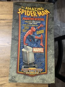 Spider-Man Statue  by Bowen *Classic Version* Marvel John Clearly 270/1000 NIB