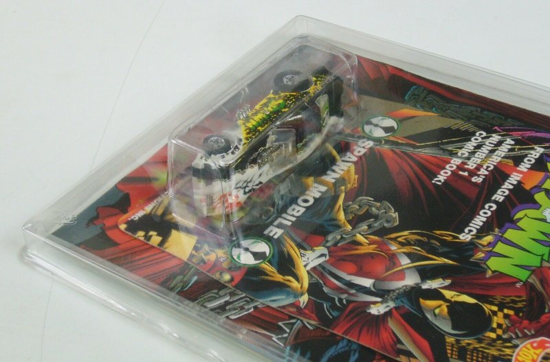 Special Limited Edition Spawn Mobile Pack VF/NM with spawn 8 by alan moore