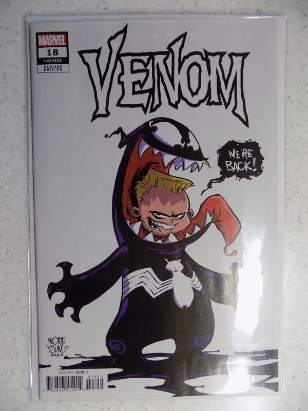 Venom #30 SKOTTIE YOUNG Cover (2021)