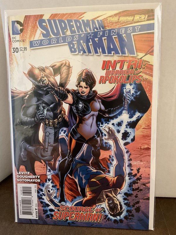 Worlds’ Finest #30 9.0 (our highest grade) New 52! Secret History of Earth 2!