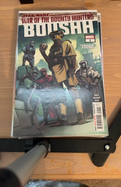 Lot of 16 Comics (See Description) Star Wars, Stranger Things Six