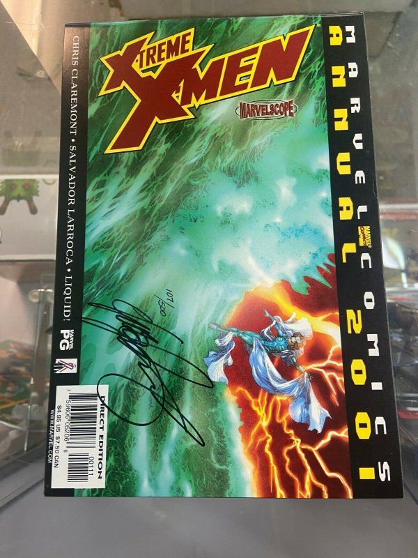 Xtreme X-Men Annual 2001 NM Signed by Chris Claremont