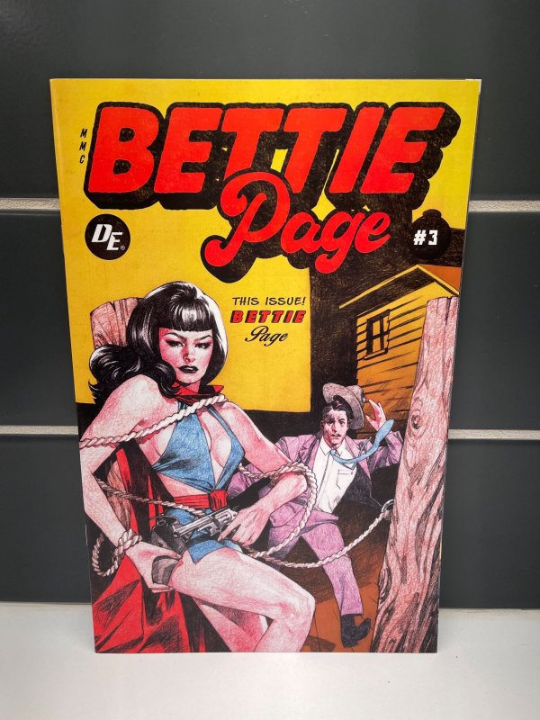 Bettie Page and the Curse of the Banshee #3 Comic Tom Variant (2021)