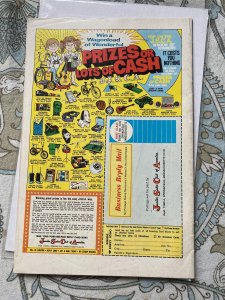 The Amazing Spider-Man #124 (1973) 1st man wolf med grade