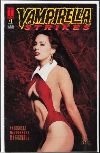 Vampirella Strikes #1 (1995) Vampirella