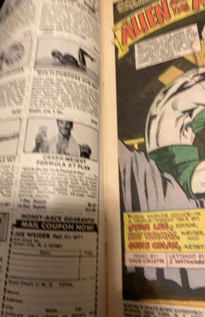 Captain Marvel #4 (1968)vs submariner