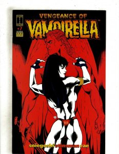 10 Comics Vampirella 7 5 Shield 3 Windraven 1 Tick 9 Chainsaw 2 Danger 4 + J515 