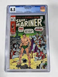 Sub-Mariner 33 CGC 8.5 ow/w pages Marvel 1971