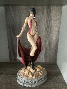 Dynamite, Vampirella Campbell EDT. 793/1969