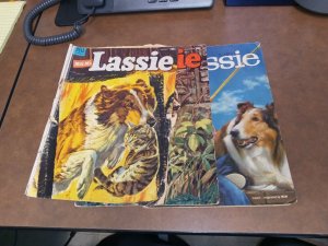 Lassie 12 27 46 Dell silver age tv show Comics Lot Run Set Collection photo cvr