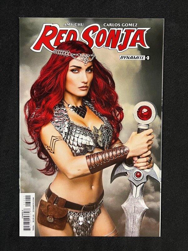RED SONJA #3 - VIRGIN COSPLAY + TRADE DRESS VARIANT (9/9.2) 2017