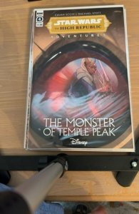 Lot of 16 Comics (See Description) Star Wars, Stranger Things Six