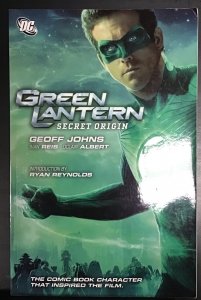 Green Lantern Secret Origin by Geoff Johns Intro By Ryan Reynolds DC Comics 2011