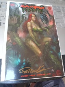 HARLEY QUINN POISON IVY #1 SIGNED BY LUCIO PARRILLO WITH COA