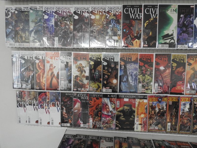 Huge Lot of 150+ Comics W/ Deadpool, Civil War, Infinity, +More! Avg. VF!