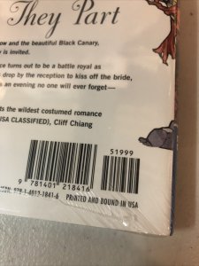 Green Arrow Black Canary The Wedding Album  (2008) HC DC Comics Judd Winick