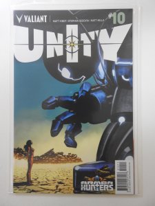 Unity #10 Cover A - Mico Suayan (2014)