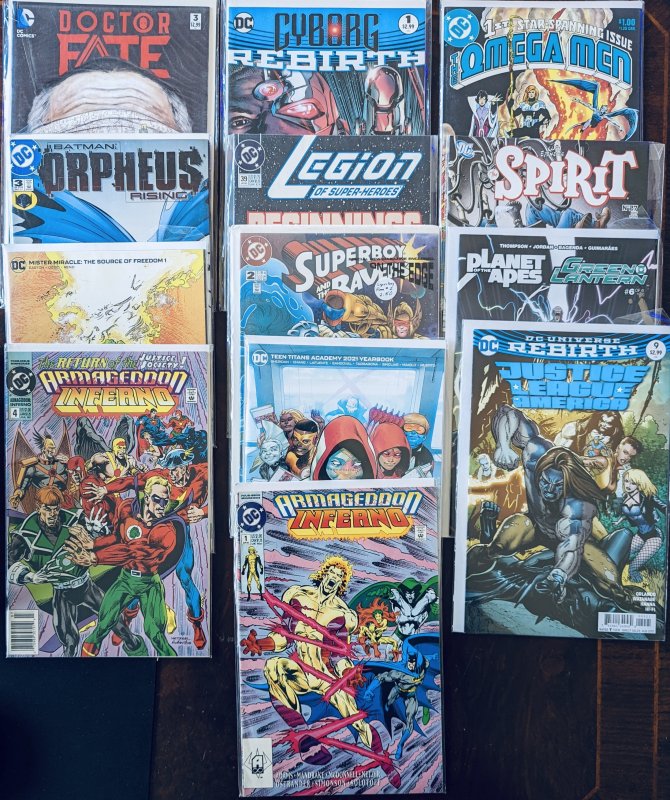 Dc Lot. 13 Books! Pics for #s