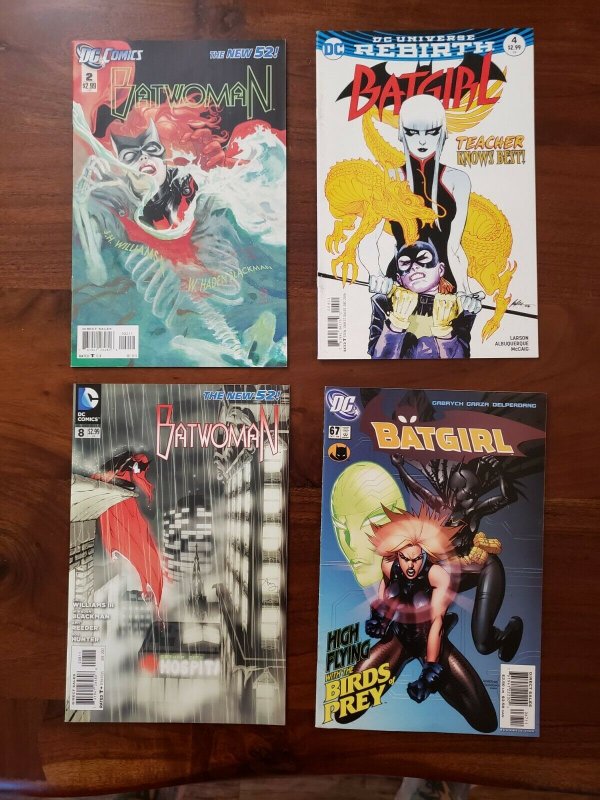 Batwoman #2 & #8 (2011) Batgirl #67 (2005) & Batgirl #4 (2016) Lot of 4 Books