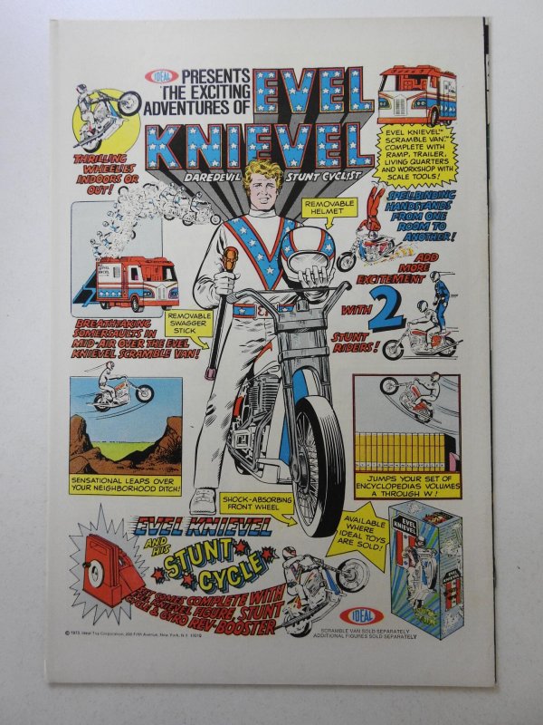 Fantastic Four #142 (1974) vs Darkoth! Beautiful VF-NM Condition!