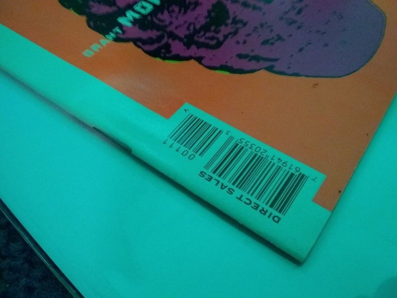 Invisibles 1 Vertigo Grant Morrison VF-NM Steve Yeowell mature reader