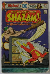 Shazam! #22 (Jan-Feb 1976, DC), G-VG condition (3.0), copy B