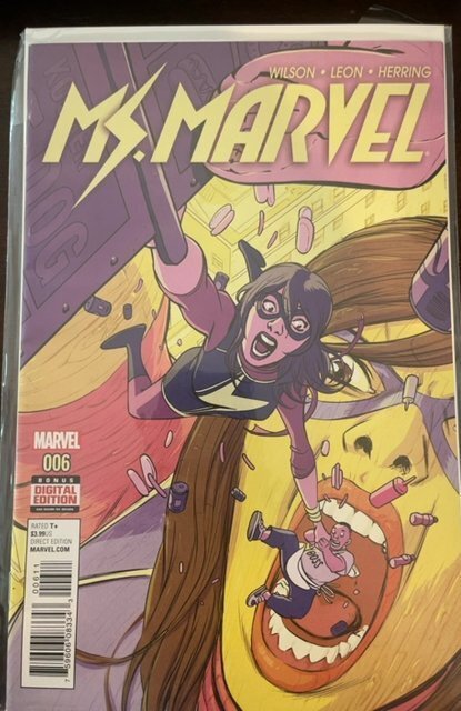 Group Lot of 25 Comics (See Details) Ms. Marvel, Catwoman, Batman