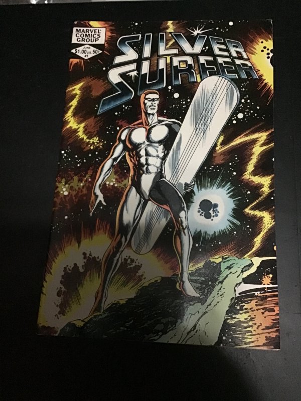 Silver Surfer (1982) Key John Byrnes solo issue! High grade! VF/NM Wow